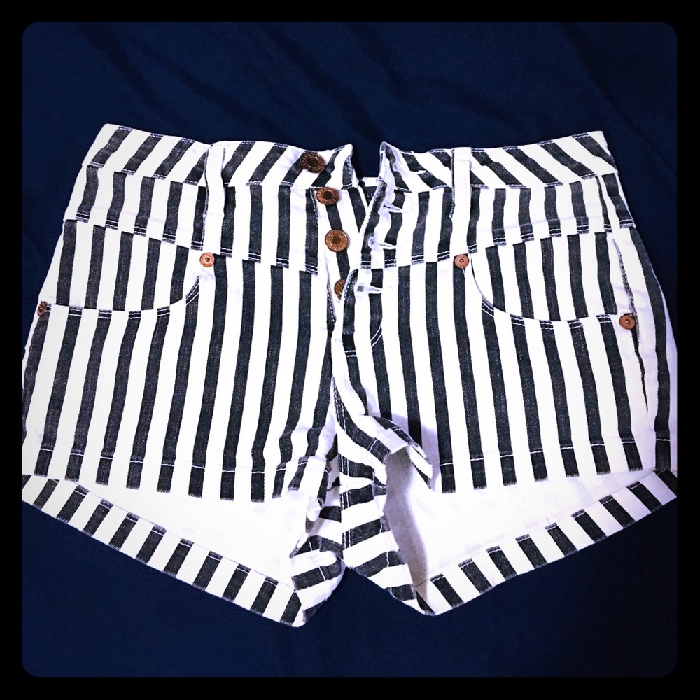 Kendall and Kylie denim shorts